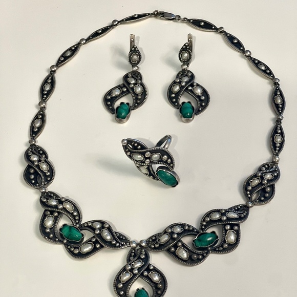 Vintage Solid Silver Malachite & Pearl Jewelry Set - Picture 2 of 5